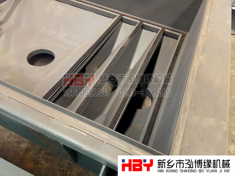 化工平面回轉(zhuǎn)篩選用一般選用幾層的比較合適？